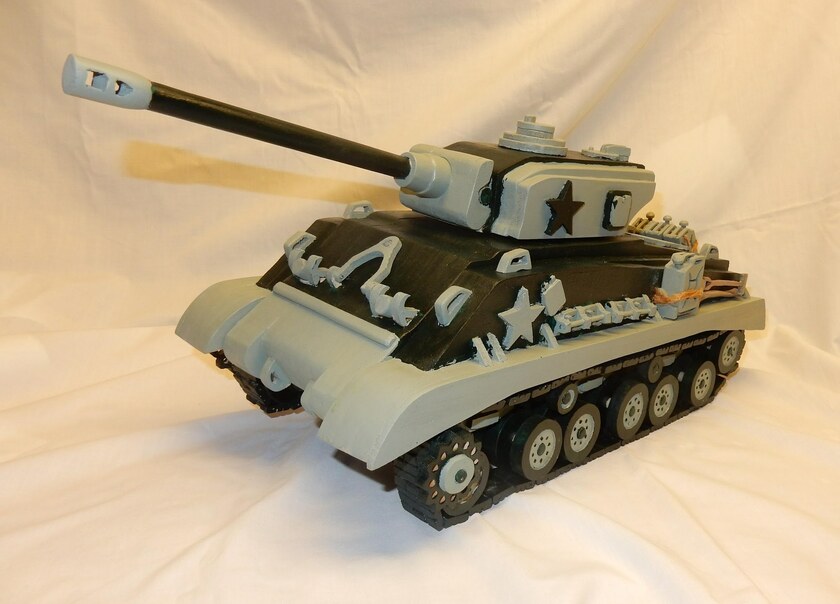 Bob Bakshis: Sherman Tank