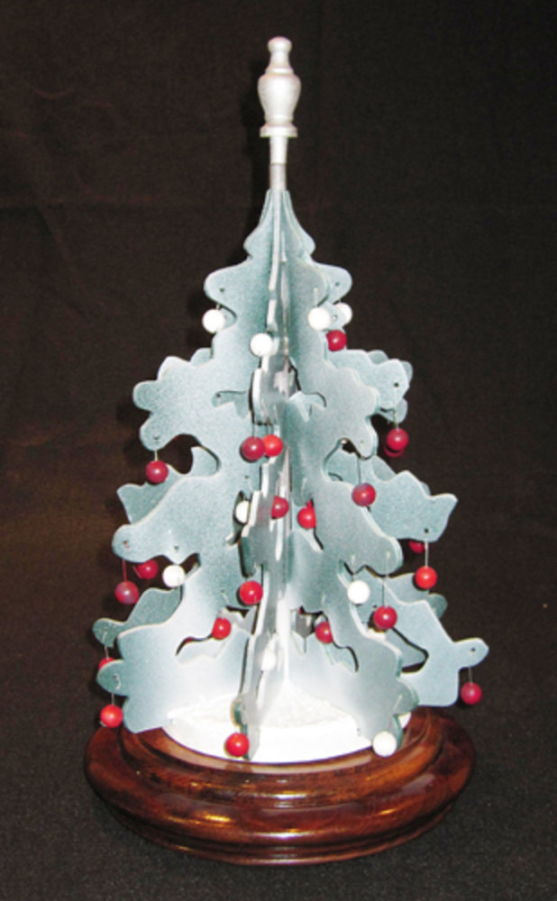 LeRoy Fennewald: Rotating Muscial Christmas Tree
