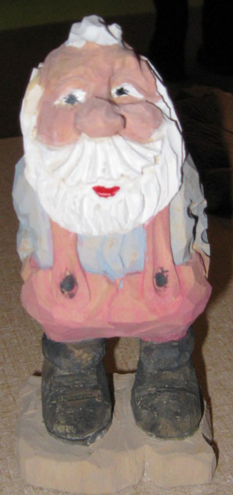 Bill Hochmuth: Carved Santa
